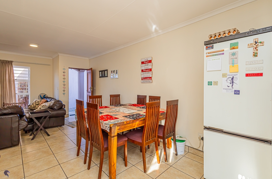4 Bedroom Property for Sale in Country Club Western Cape